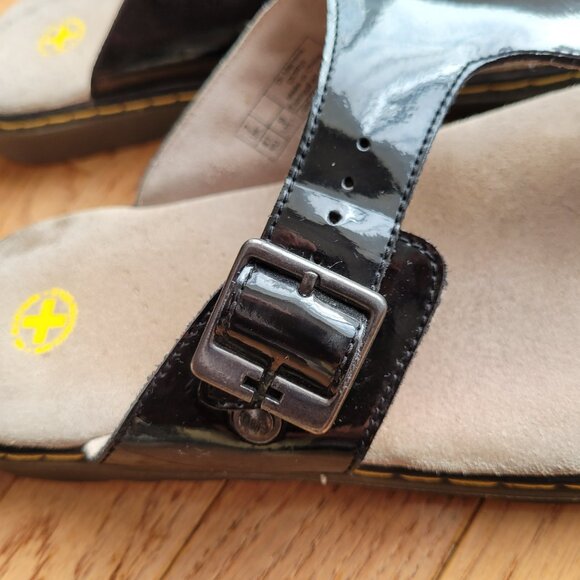 Dr Doc Martens Doria Black Patent Leather Flip Flop Sandal 9 - Picture 2 of 12